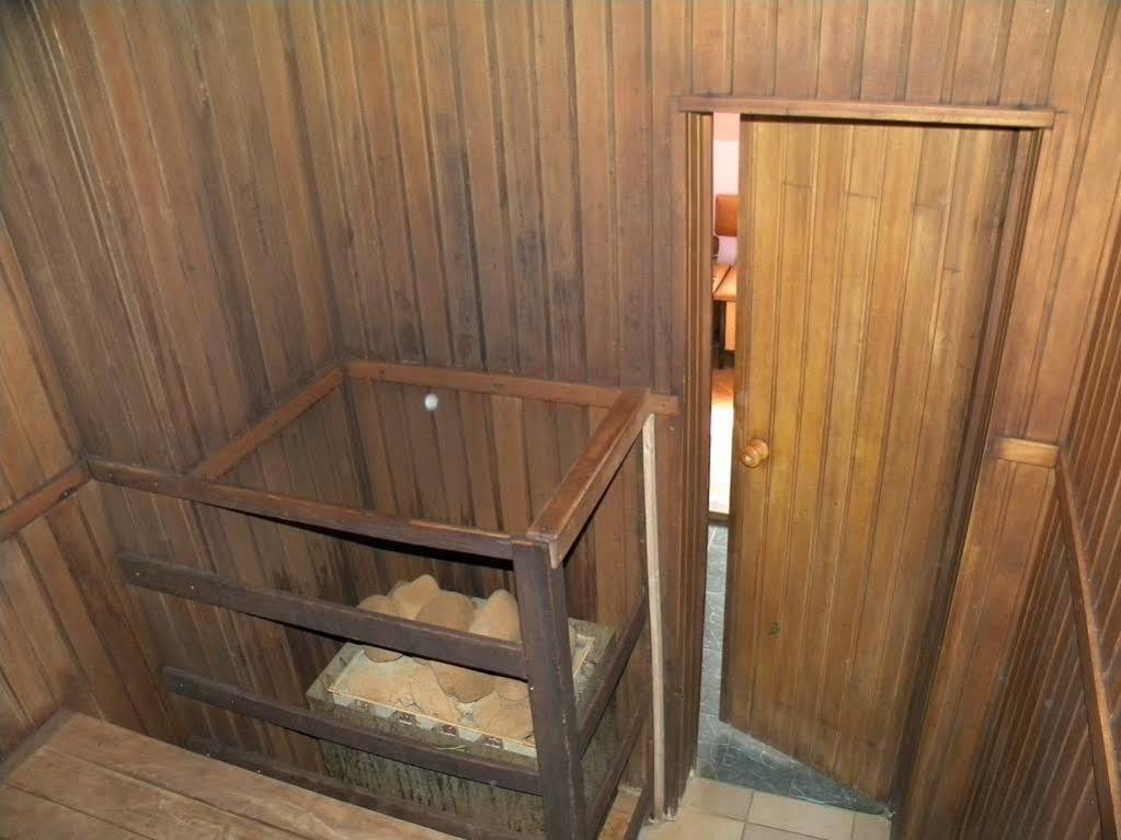 Guest House Dacha キエフ エクステリア 写真